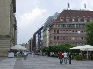 FriMay2520070158AM.jpg