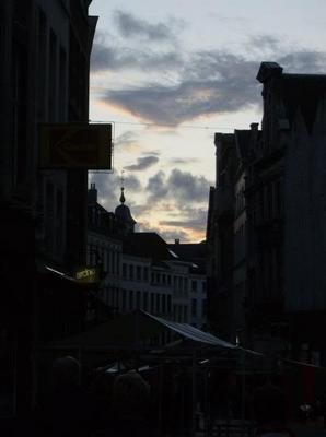 FriJun2920070459AM.jpg