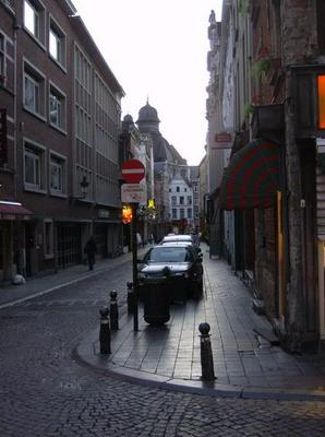 FriJun2920070512AM_2.jpg