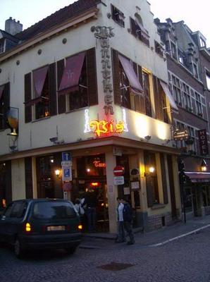FriJun2920070513AM_3.jpg