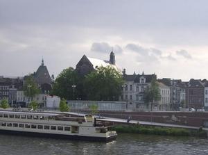 ThuMay1720070107AM_2.jpg
