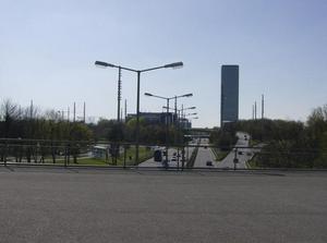 FriApr620070107AM_2.jpg