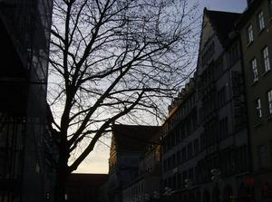 FriApr620070405AM_2.jpg